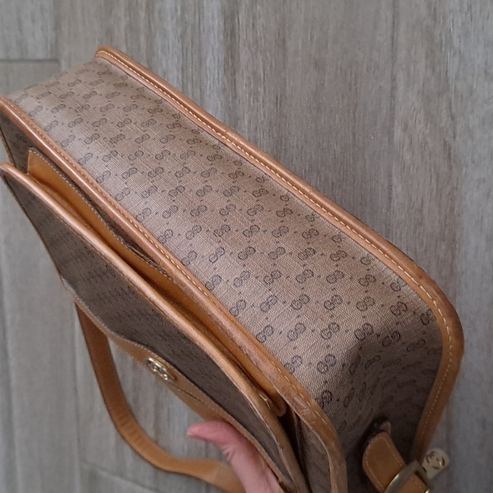 AUTHENTIC Vintage Gucci bag - Picture 11 of 17